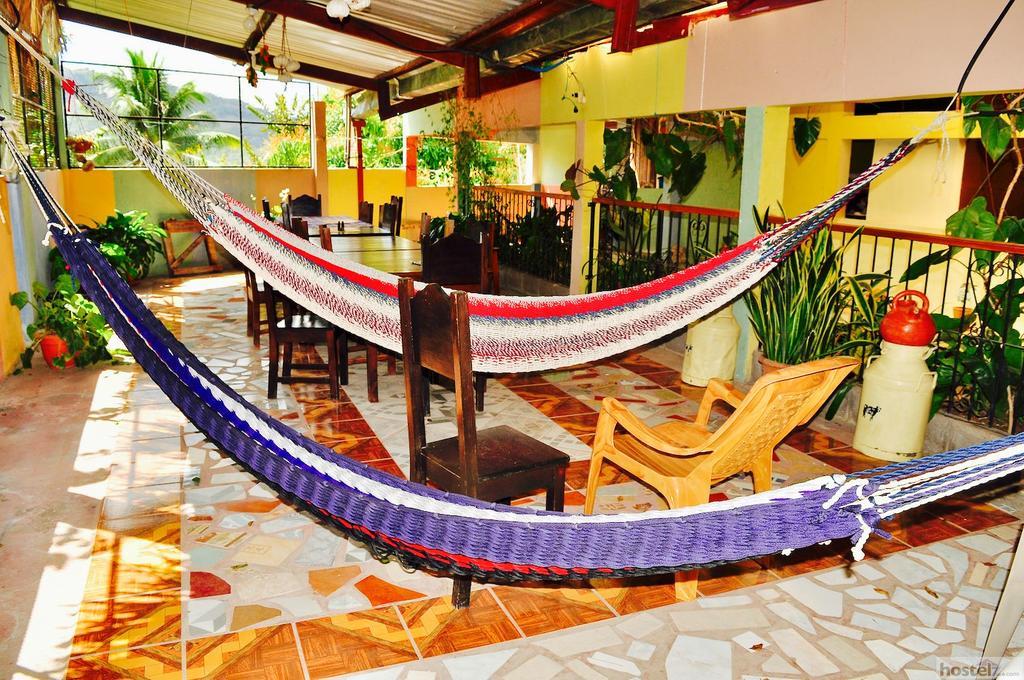 Hotel & Hostal Yaxkin Copan Exterior photo